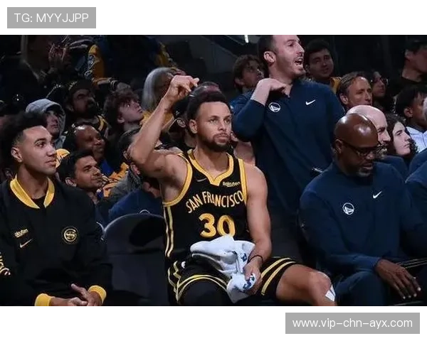 勇士新秀拯救球队希望，未来闪耀的星辰在崛起